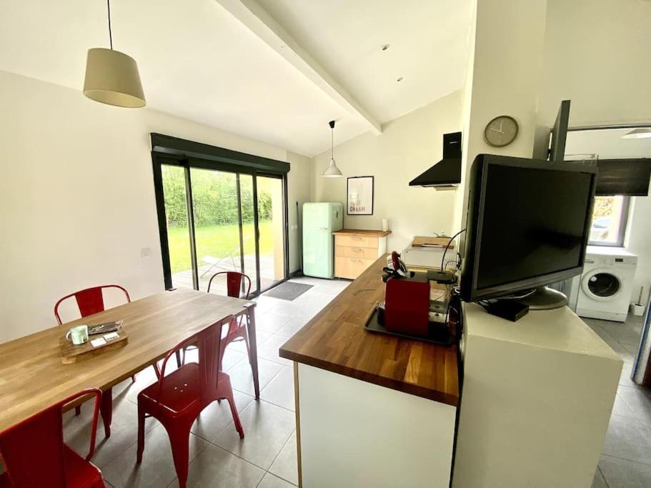 La Lande - Petite Maison Avec Jardin Vendat Luaran gambar